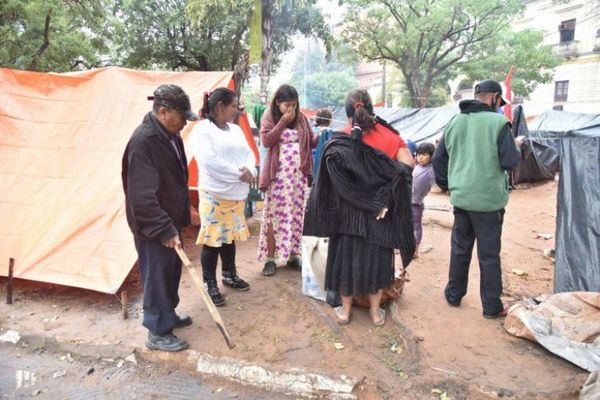 Acusan a evangélicos de forzar casamientos y el pago del diezmo a indígenas de Amambay