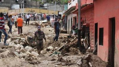 15 fallecidos, seis desaparecidos y decenas de casas arrasadas: Venezuela decreta el estado de emergencia en Mérida por las fuertes lluvias – Prensa 5