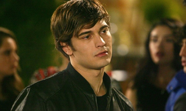 Çağatay Ulusoy, el actor de “Medcezir” con un pasado de “chico malo” | Telefuturo