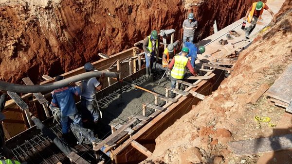 Denuncian paro arbitrario e irresponsable de obra de desagüe pluvial al límite de Asunción y Lambaré | OnLivePy