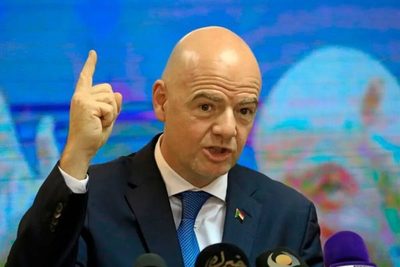 Presidente de FIFA pide a la Premier y LaLiga que cedan a los futbolistas a sus selecciones | OnLivePy