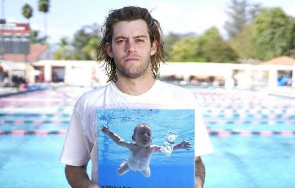 Hombre que de bebé apareció en portada de “Nevermind” demandó a Nirvana