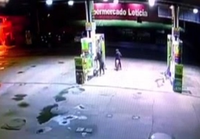 Motoasaltantes robaron a un playero en Villeta - SNT