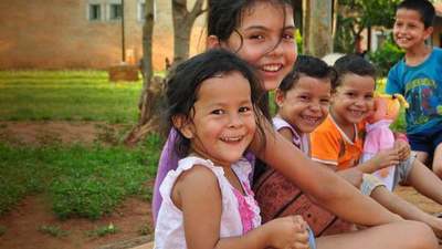 El guaraní es el idioma hablado con mayor frecuencia por los niños paraguayos | Ñanduti