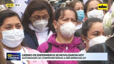 Gremios de enfermeros se movilizaron hoy - ABC Noticias - ABC Color