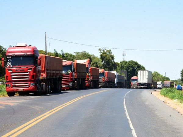DINATRAN contrató consultora privada para estudiar precio mínimo de flete de camioneros