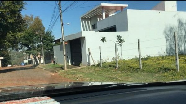 Allanan inmuebles de Asunción y CDE por caso de megacarga de cocaína | Noticias Paraguay