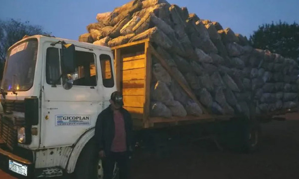 Itakyry: Detienen a chofer con alrededor de 5.000 kilos de carbón - OviedoPress