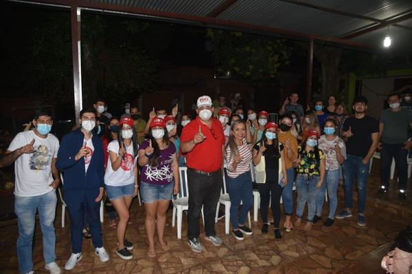 “Tiki” González invitó a jóvenes sumarse a su proyecto y ser protagonistas