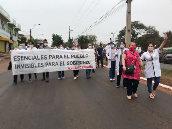 “Esenciales para el pueblo, invisibles para el Gobierno” - La Clave