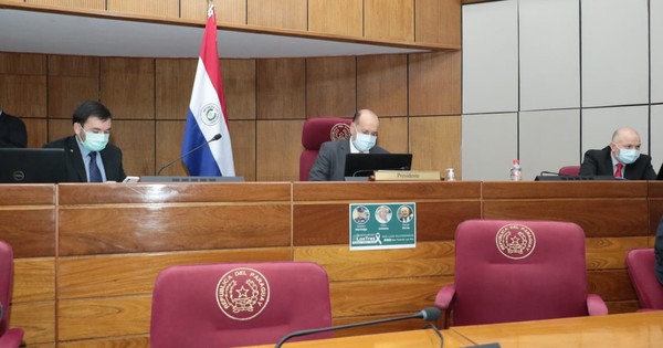 La Nación / Dejan sin quórum sesión para evitar blanquear a titular de Conajzar