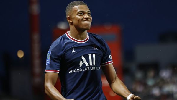 PSG propuso a Mbappé subirle el sueldo a 25 millones al año