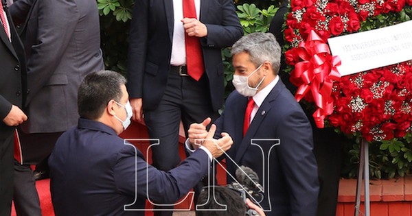 La Nación / Cartes y Abdo se reunirán el 4 de setiembre para sellar la unidad colorada