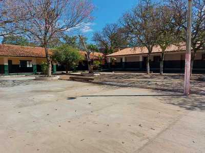 Raro robo en escuela Sargento Silva de Laurelty » San Lorenzo PY