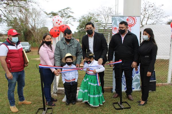 Municipalidad inaugura pozo artesiano en Coronel Oviedo - Noticiero Paraguay