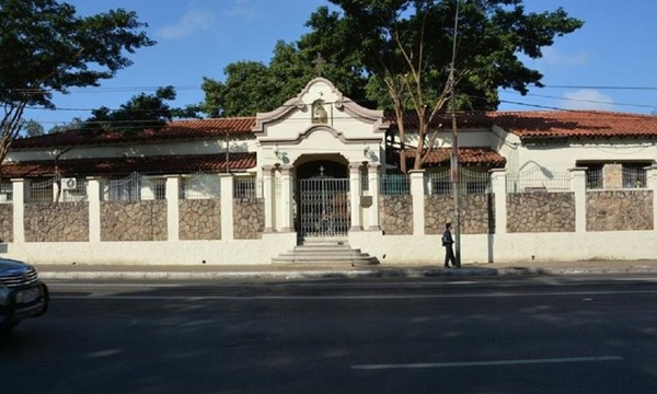 Entregan becas universitarias a 21 mujeres del Buen Pastor - OviedoPress