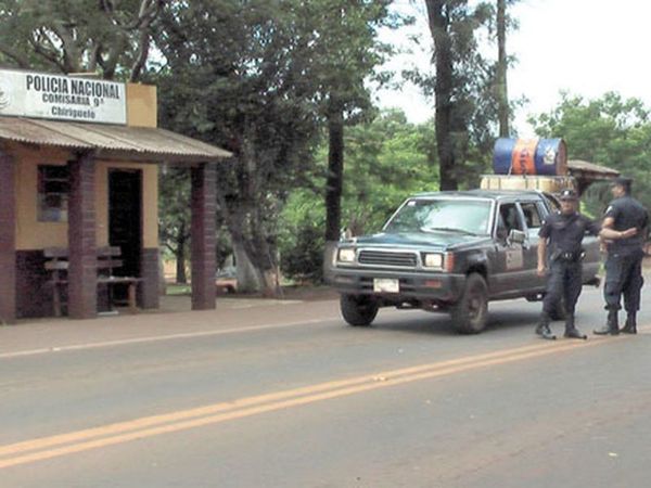 Camión tumba volcó tras explosión de una de sus ruedas traseras