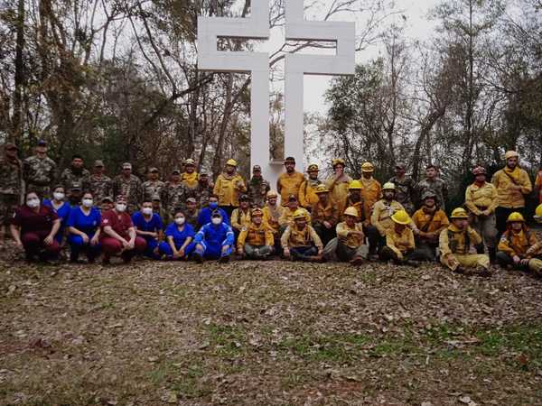 Tras ocho días, extinguen fuego en el Parque Cerro Corá | Ñanduti