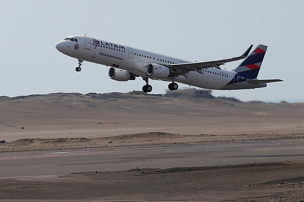 Latam Brasil reactiva vuelos a Barcelona y amplía frecuencia a Madrid y París - MarketData