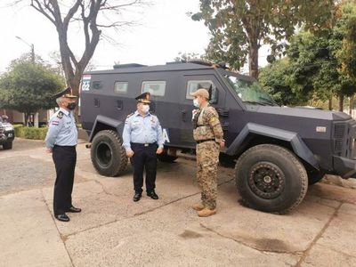 Entregan patrullera blindada tras asesinato de policías en el norte - Nacionales - ABC Color