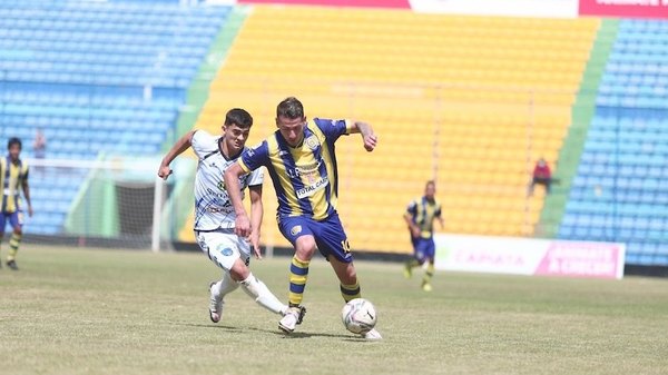 Crónica / Atyrá se frenó y Fernando se acercó con todo