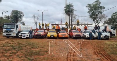La Nación / Bomberos y lluvias sofocan incendios en todo el país