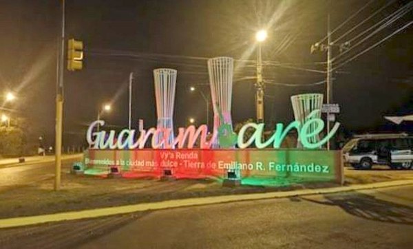 Crónica / BUSCALO EN EL FEIS. Le sugieren chatear con su asaltante