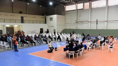 Llegarán más vacunas para reiniciar inmunización con primera dosis