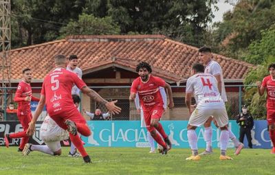 Fernando sigue escalando en Intermedia - Fútbol de Ascenso de Paraguay - ABC Color