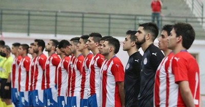La Nación / Paraguay confirmó lista de 16 con sorpresas