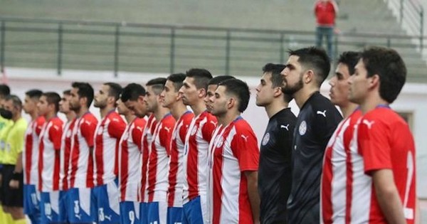 La Nación / Paraguay confirmó lista de 16 con sorpresas