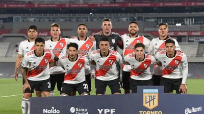 River Plate ganó y se acercó al lote de punteros