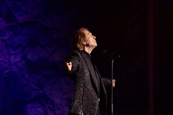 “Raphaelismo”,serie documental sobre Raphael, se proyectará en San Sebastián  - Música - ABC Color