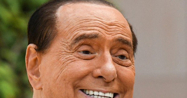 La Nación / Silvio Berlusconi fue hospitalizado nuevamente en Milán