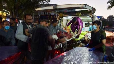 Ataques en Kabul superan los 100 muertos y multitud vuelve a aglutinarse en la entrada del aeropuerto - ADN Digital