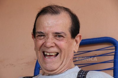 Crónica / Q.E.P.D. Carlitos Vera, el Hombre de las Mil Voces