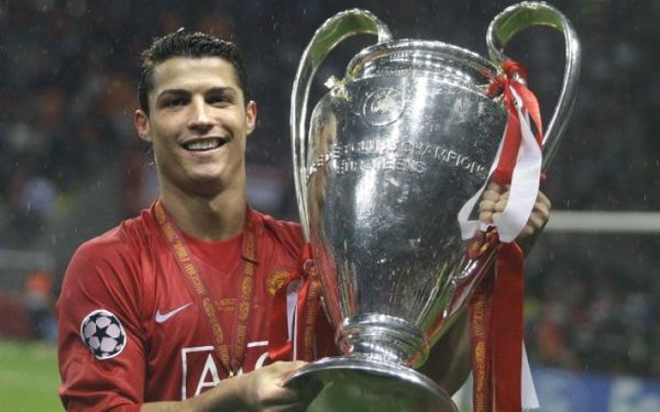 ¡Giro de 90 grados! Cristiano Ronaldo finalmente vuelve al Manchester United