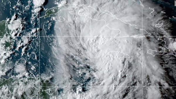 Huracán Ida toca tierra en la Isla de la Juventud, en Cuba