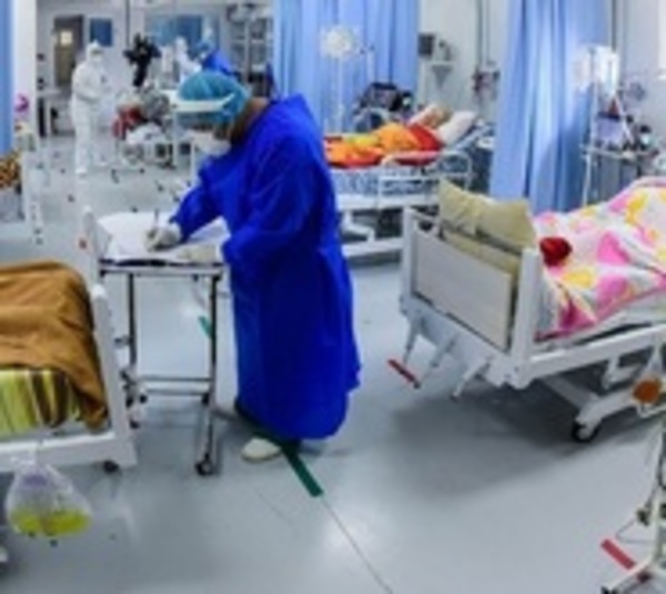 Disminución de internados brinda respiro al personal de blanco - Paraguay.com