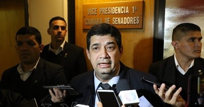 La Nación / Velázquez dijo que aún no cuenta con una dupla presidencial para el 2023