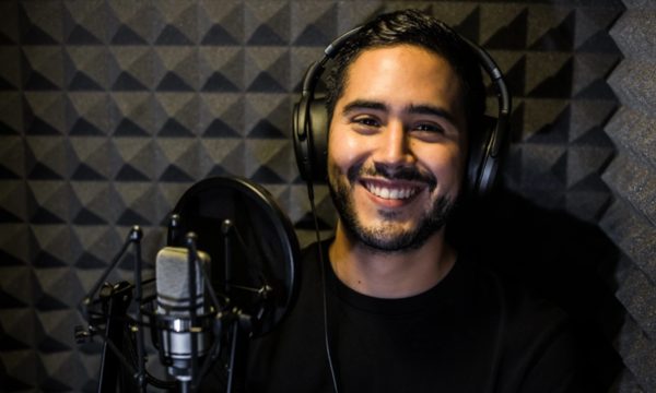 Conocemos a la voz más famosa de Spotify