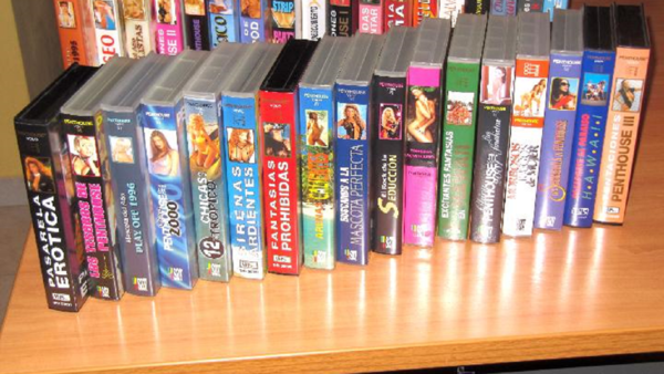Tendrán que indemnizar a su hijo por tirar su colección de pornografía