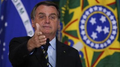Bolsonaro llamó a la población a comprar fusiles