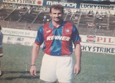 Crónica / TACIANO QUINTÍN PAIVA. ANTES DE DEBUTAR YA LIGÓ SIETE PARTIDOS