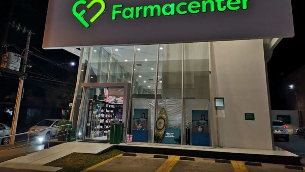 Farmacenter cumple 38 años con una imagen renovada
