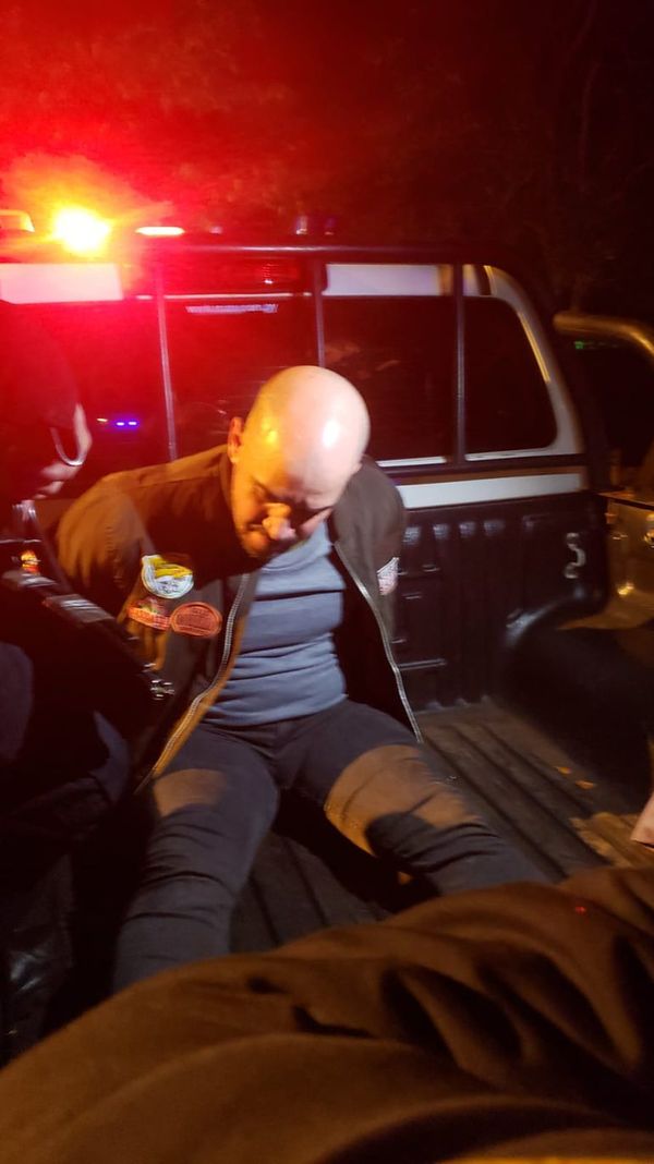 Detienen a presunto involucrado en asesinato de policías - Nacionales - ABC Color
