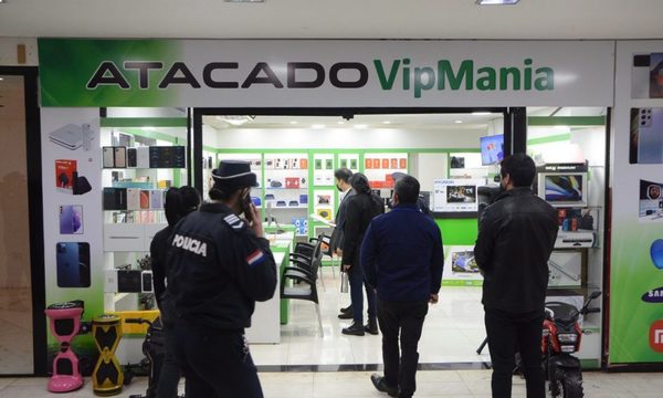 Clausuran local comercial del Shopping Vendome tras estafa a turista extranjero – Diario TNPRESS