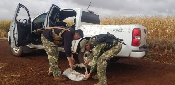 Diario HOY | Interceptan camioneta llena de cargadores y proyectiles en Capitán Bado