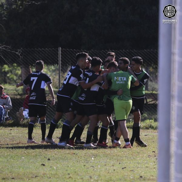 Olimpia quedó solo en la cima de la Sub 16 - Fútbol - ABC Color