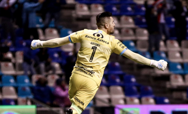 Diario HOY | Antony Silva se impone a Martínez y Doldán con el Puebla